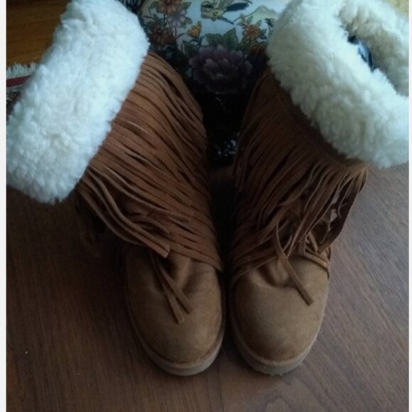 Steve Madden Fringe Shearling Hidden Wedge Bootie 7.5 m EUC - Picture 6 of 6